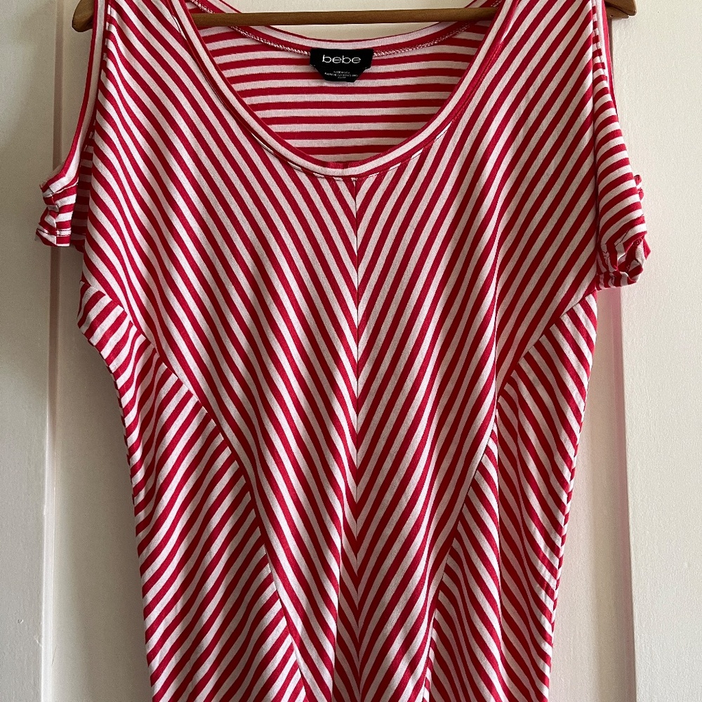 Bebe Color Block Cut Off Shoulder Low Cut Neck Red & White Top Size XS